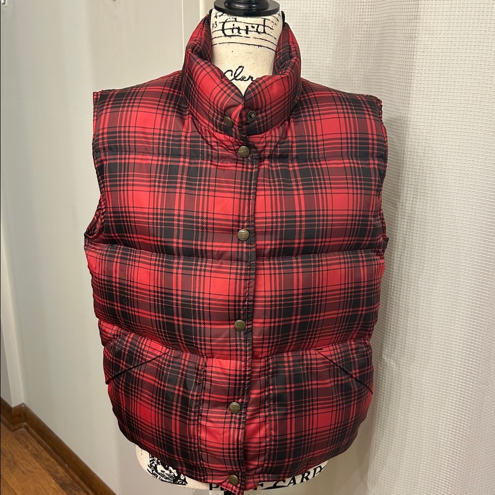 L.L. Bean Black&Red Plaid Vest, Goose Down, small, Interior zipper, Pockets - Picture 2 of 6